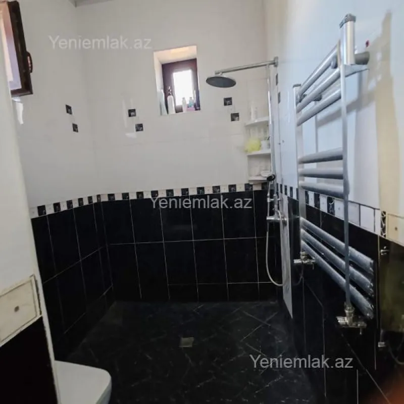 Satılır 3 otaqlı həyət evi 150 m²