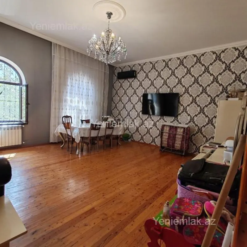 Satılır 3 otaqlı həyət evi 150 m²