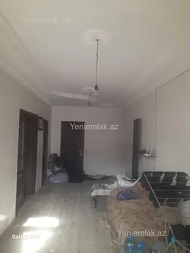 Satılır 6 otaqlı həyət evi 200 m²