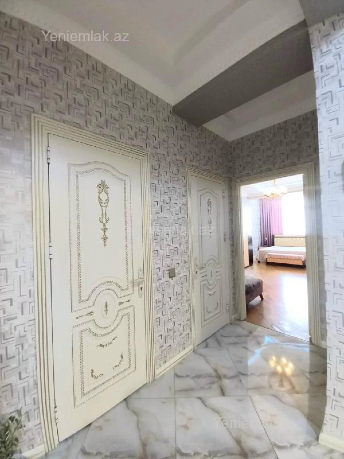 Satılır 2 otaqlı yeni tikili 95 m²