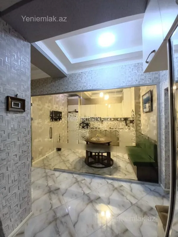 Satılır 2 otaqlı yeni tikili 95 m²