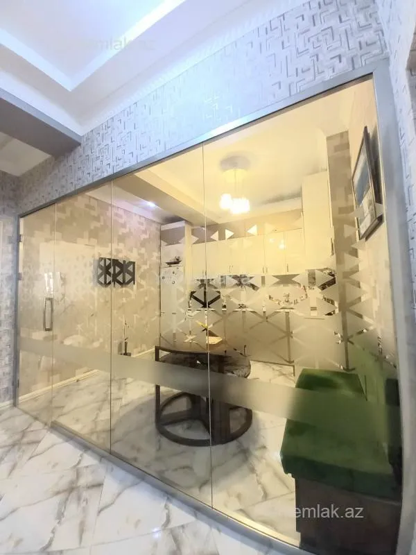 Satılır 2 otaqlı yeni tikili 95 m²