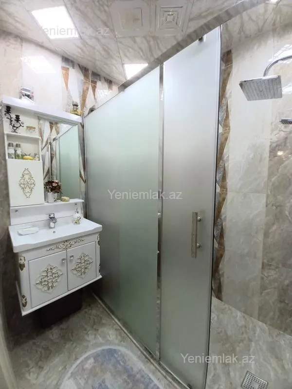 Satılır 2 otaqlı yeni tikili 95 m²