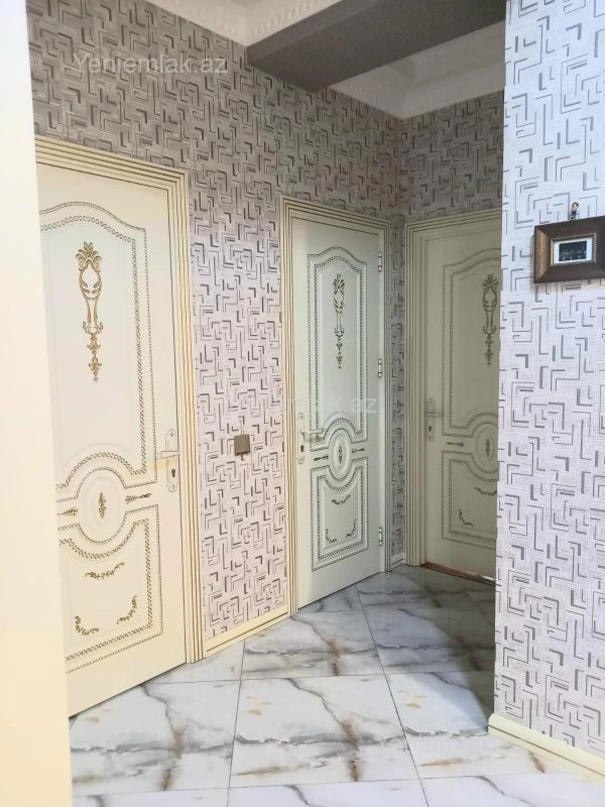 Satılır 2 otaqlı yeni tikili 95 m²