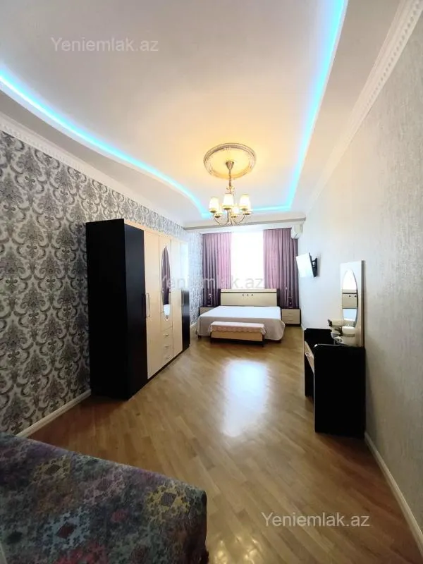 Satılır 2 otaqlı yeni tikili 95 m²