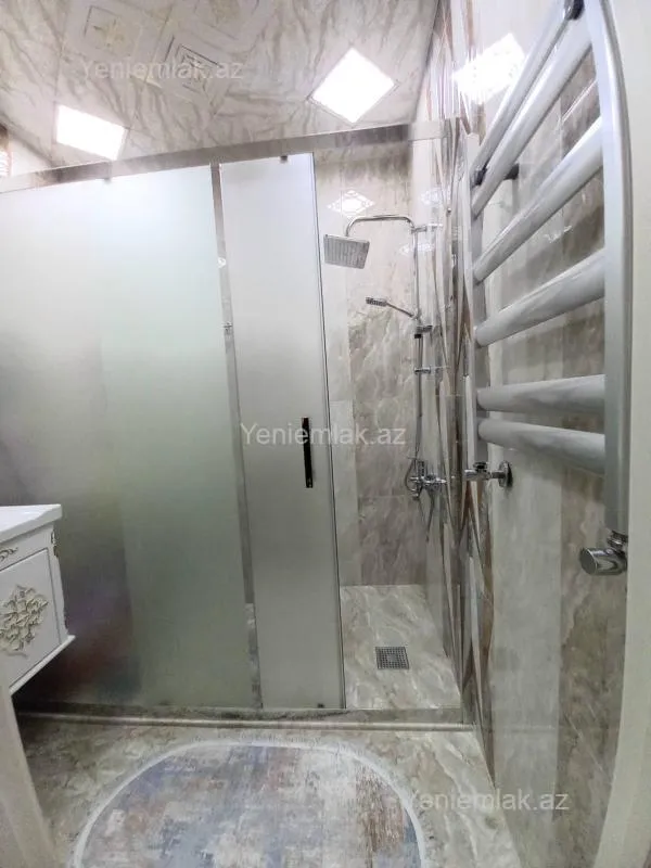 Satılır 2 otaqlı yeni tikili 95 m²