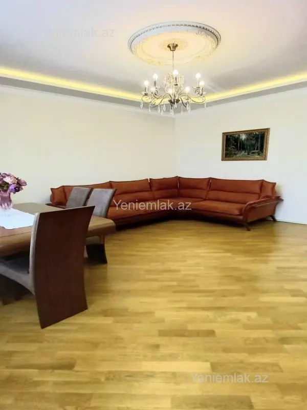 Satılır 2 otaqlı yeni tikili 95 m²