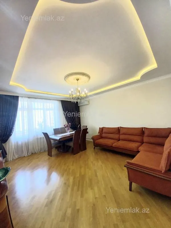 Satılır 2 otaqlı yeni tikili 95 m²