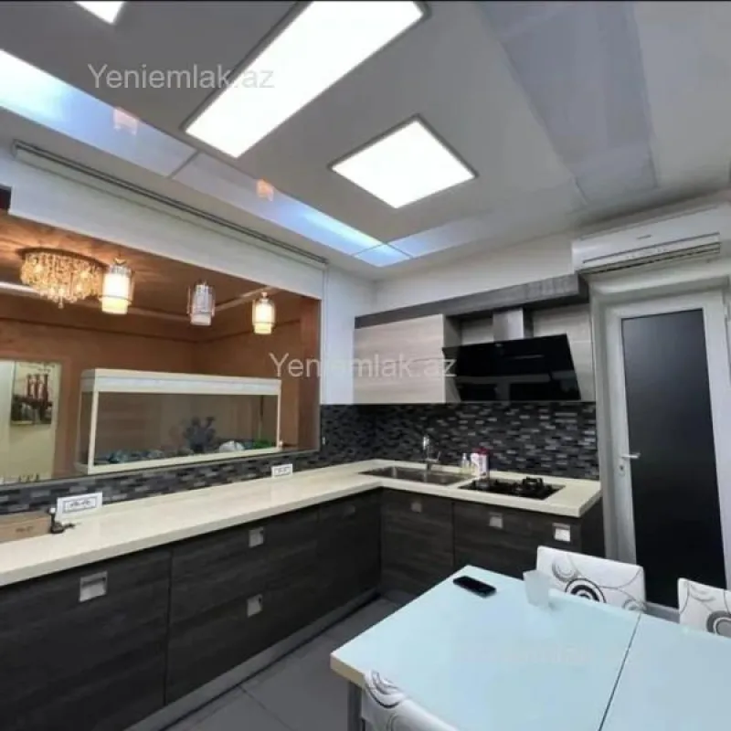 Satılır 3 otaqlı yeni tikili 110 m²