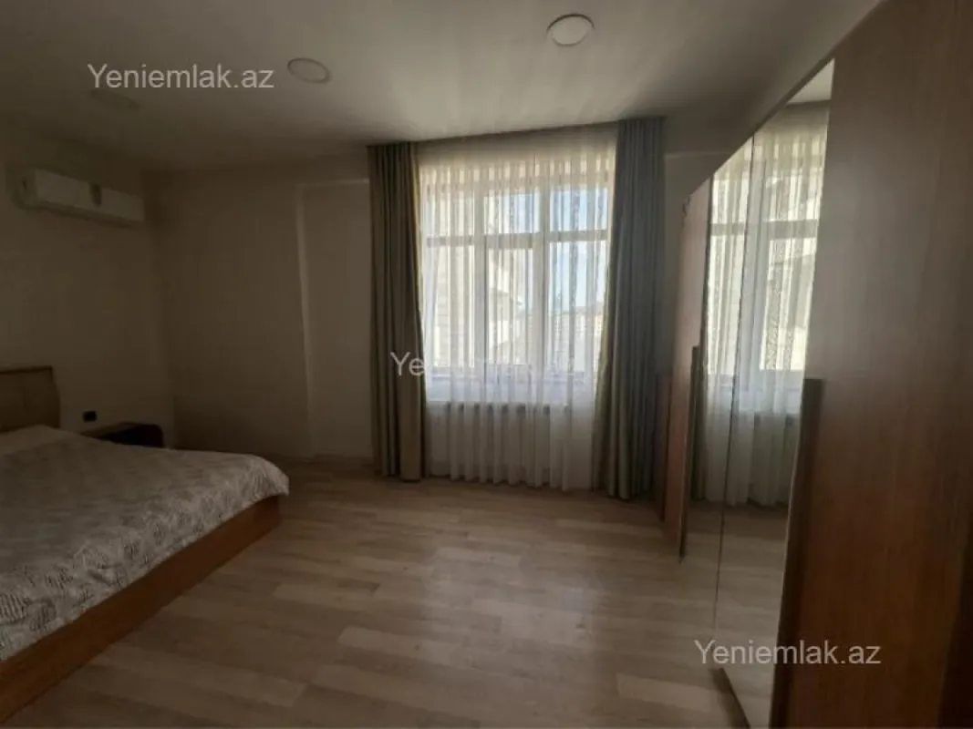 Satılır 2 otaqlı yeni tikili 75 m²