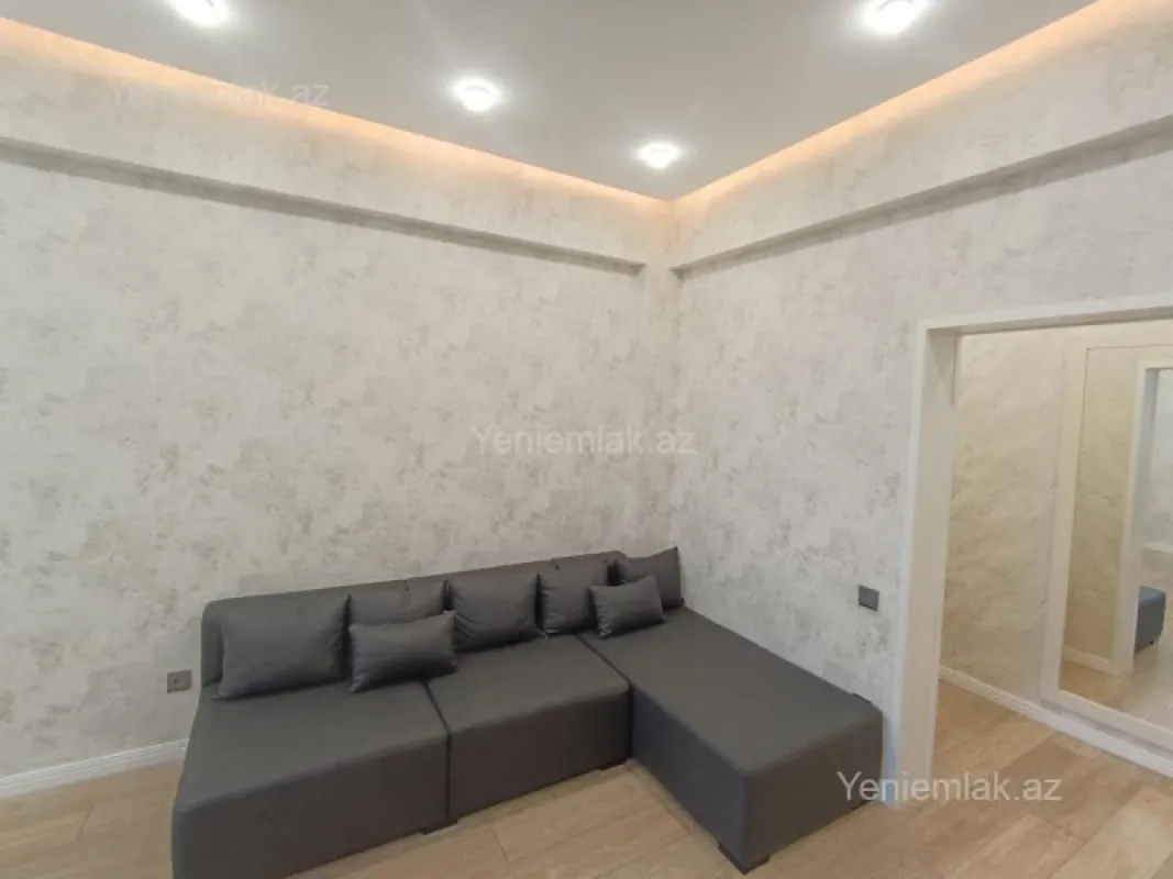 Satılır 3 otaqlı yeni tikili 68 m²