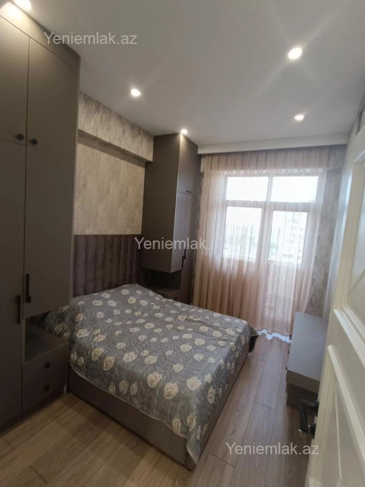 Satılır 3 otaqlı yeni tikili 68 m²