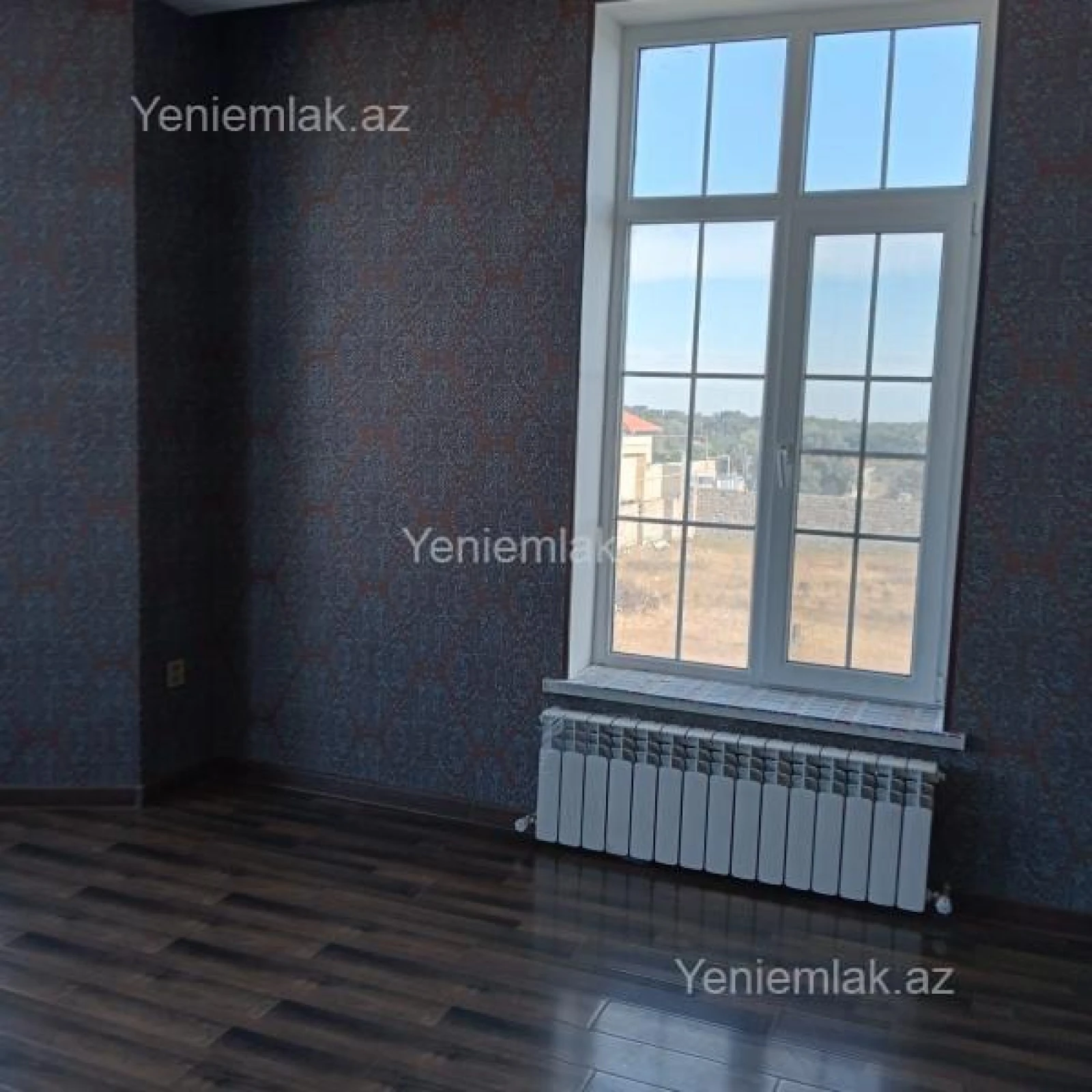 Satılır 5 otaqlı həyət evi 220 m²