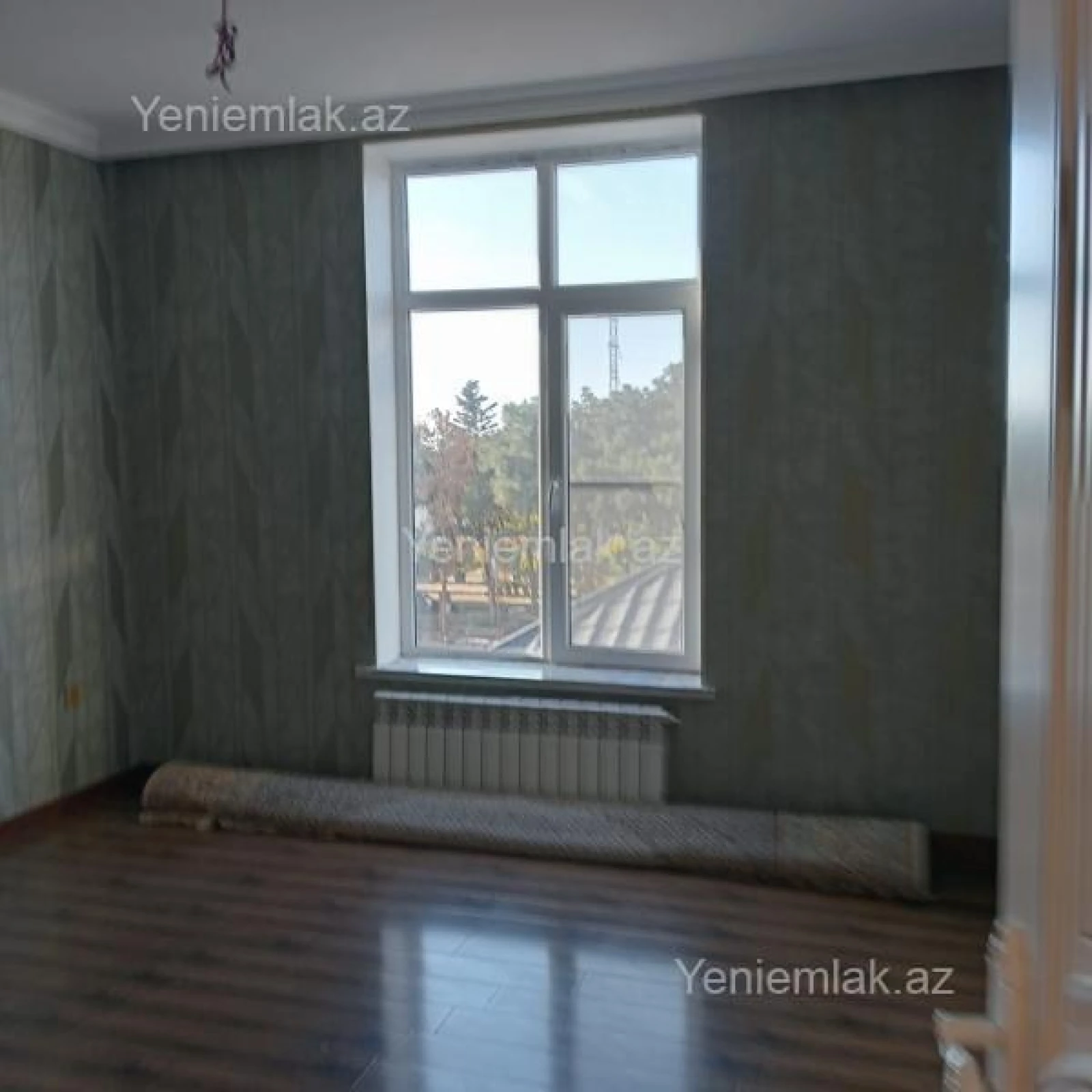 Satılır 5 otaqlı həyət evi 220 m²