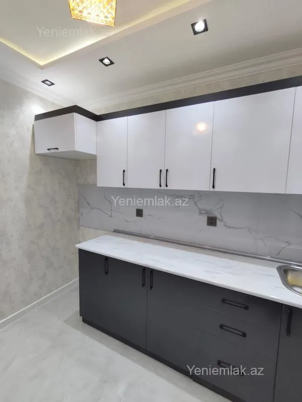 Satılır 2 otaqlı yeni tikili 75 m²