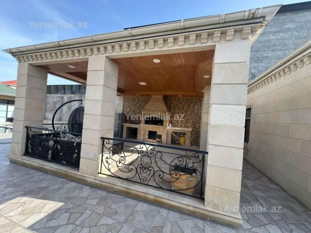 Satılır 5 otaqlı həyət evi 400 m²