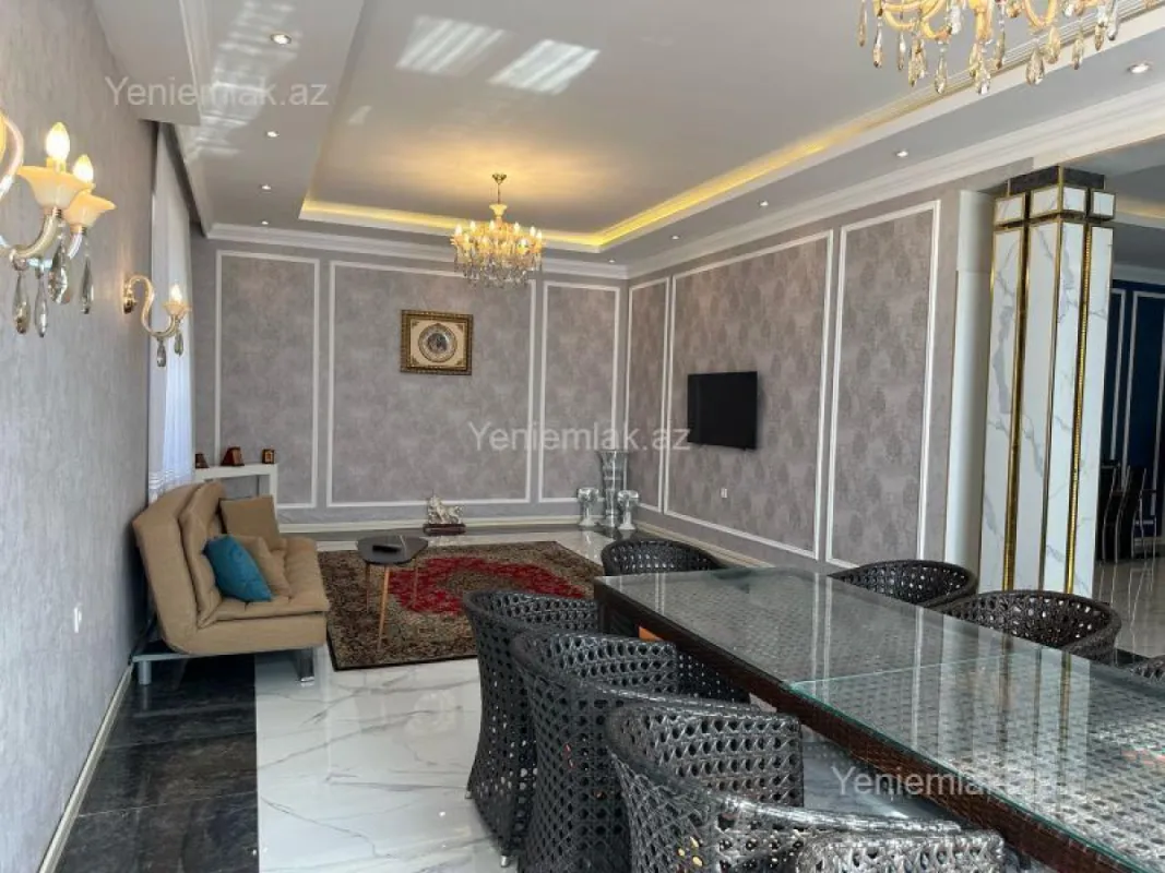 Satılır 5 otaqlı həyət evi 400 m²