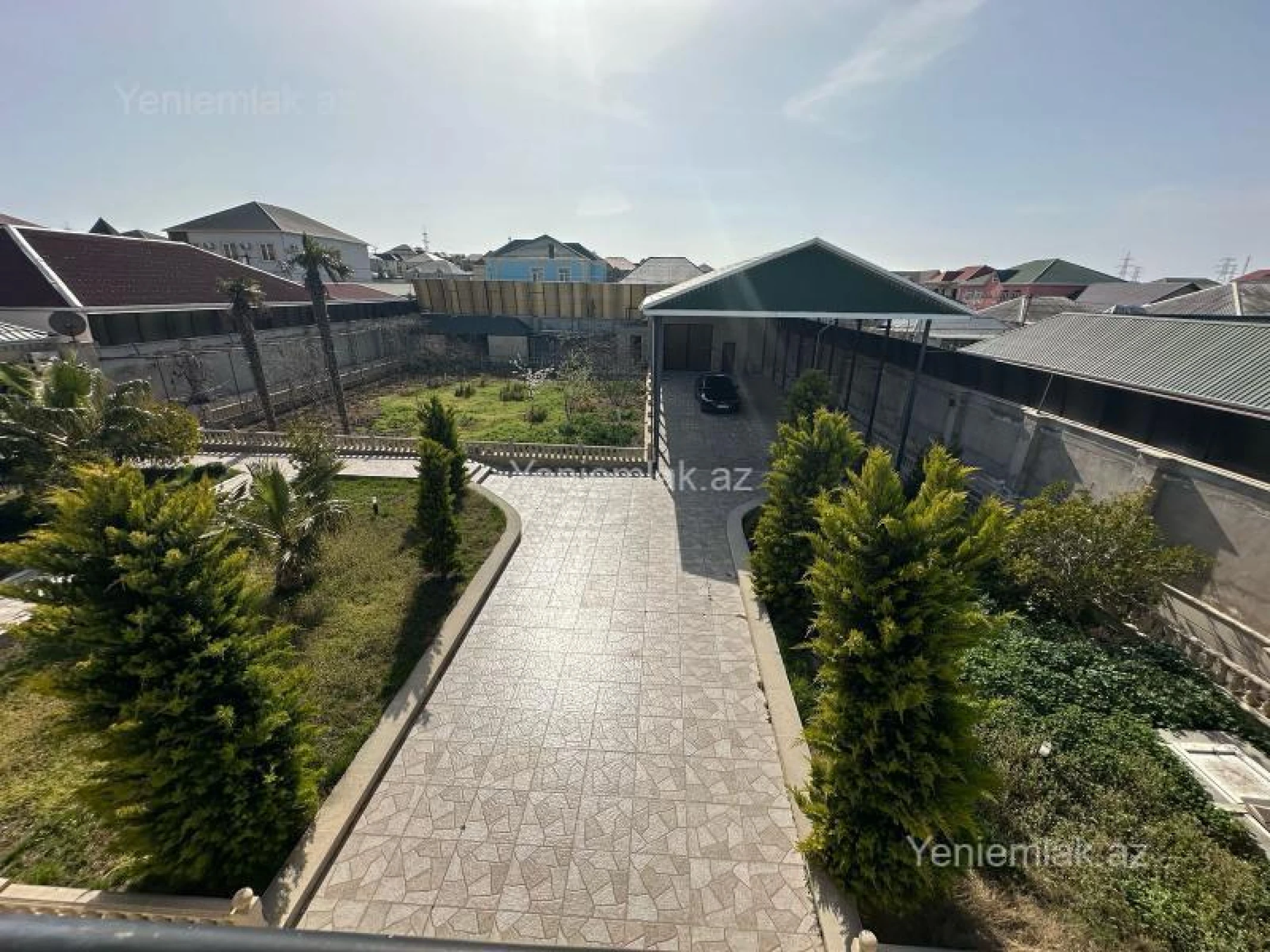 Satılır 5 otaqlı həyət evi 400 m²