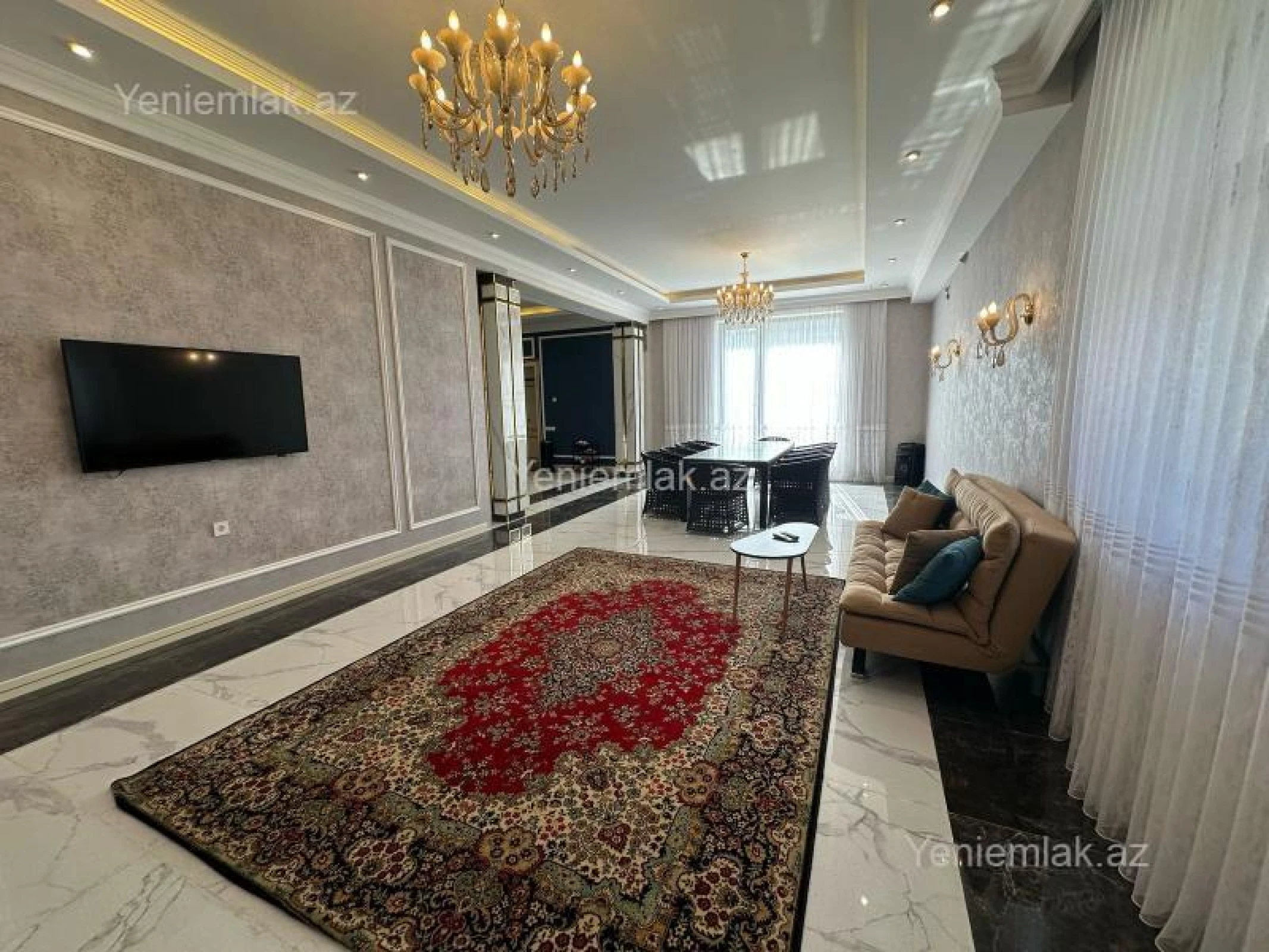 Satılır 5 otaqlı həyət evi 400 m²