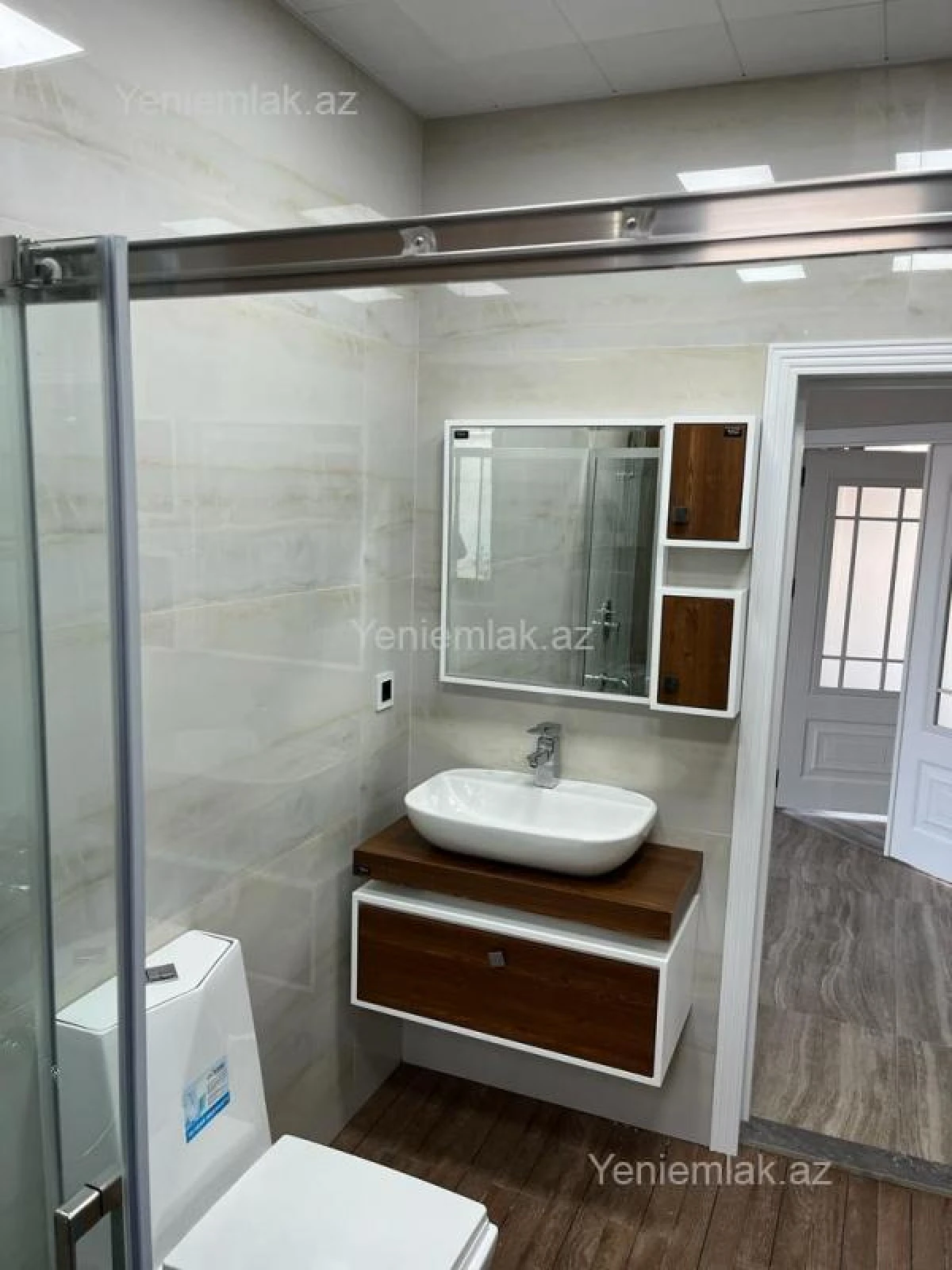 Satılır 5 otaqlı həyət evi 350 m²