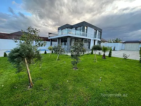 Satılır 5 otaqlı həyət evi 350 m²