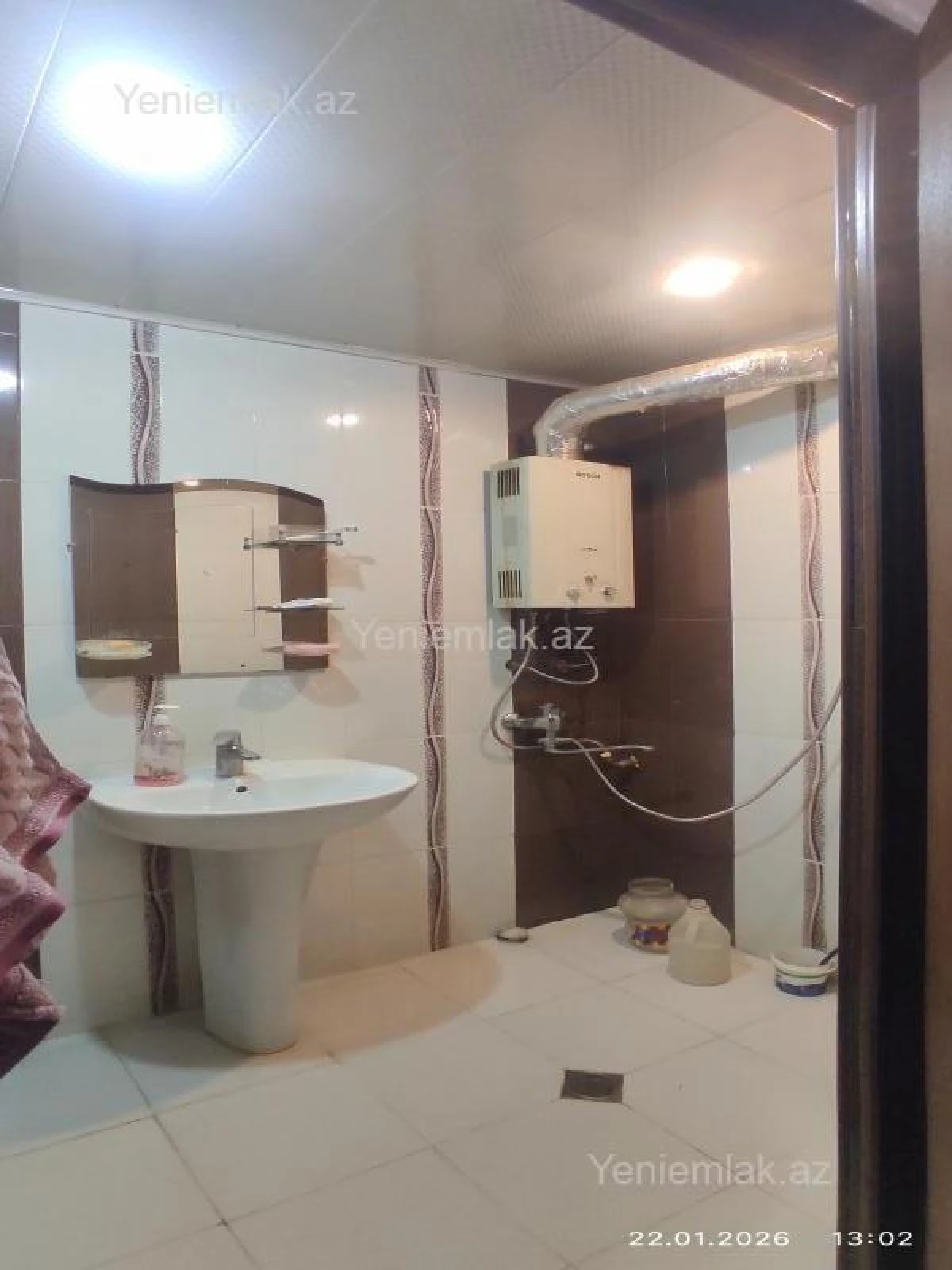 Satılır 3 otaqlı köhnə tikili 84 m²