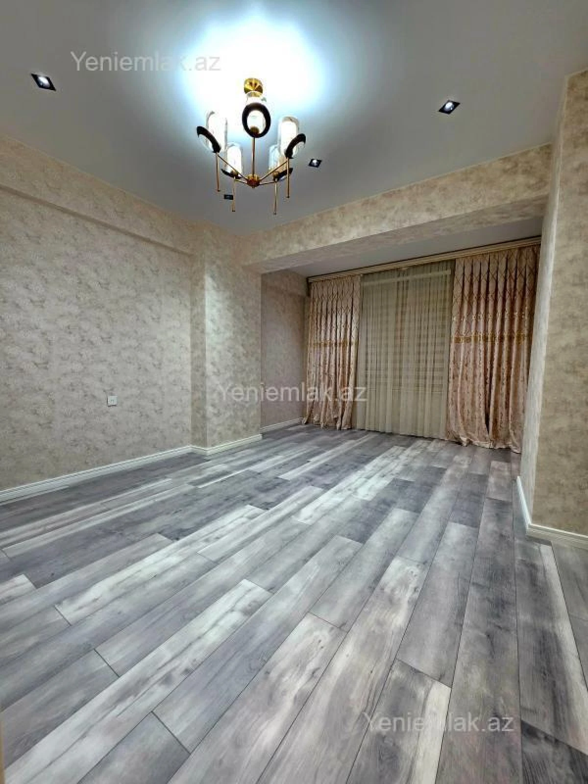 Satılır 3 otaqlı yeni tikili 95 m²