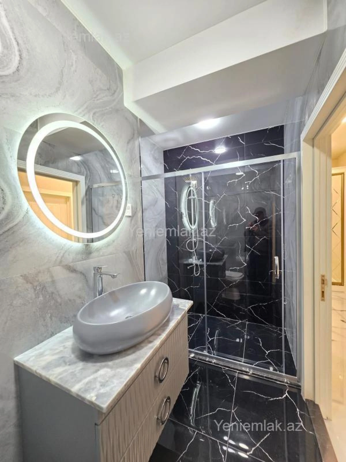 Satılır 3 otaqlı yeni tikili 95 m²