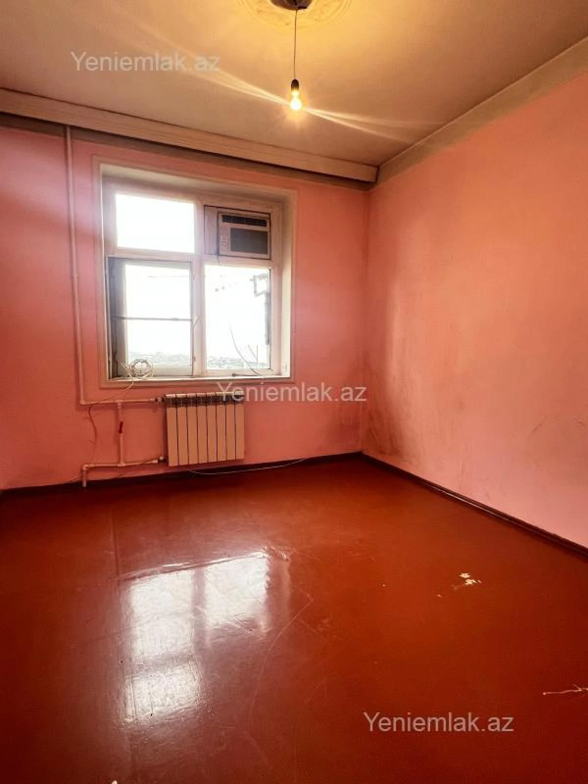 Satılır 3 otaqlı köhnə tikili 75 m²