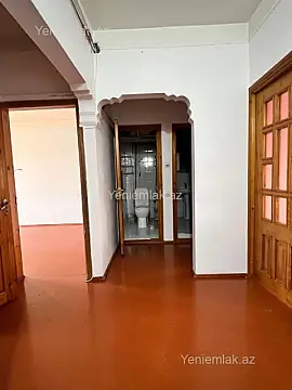 Satılır 3 otaqlı köhnə tikili 75 m²