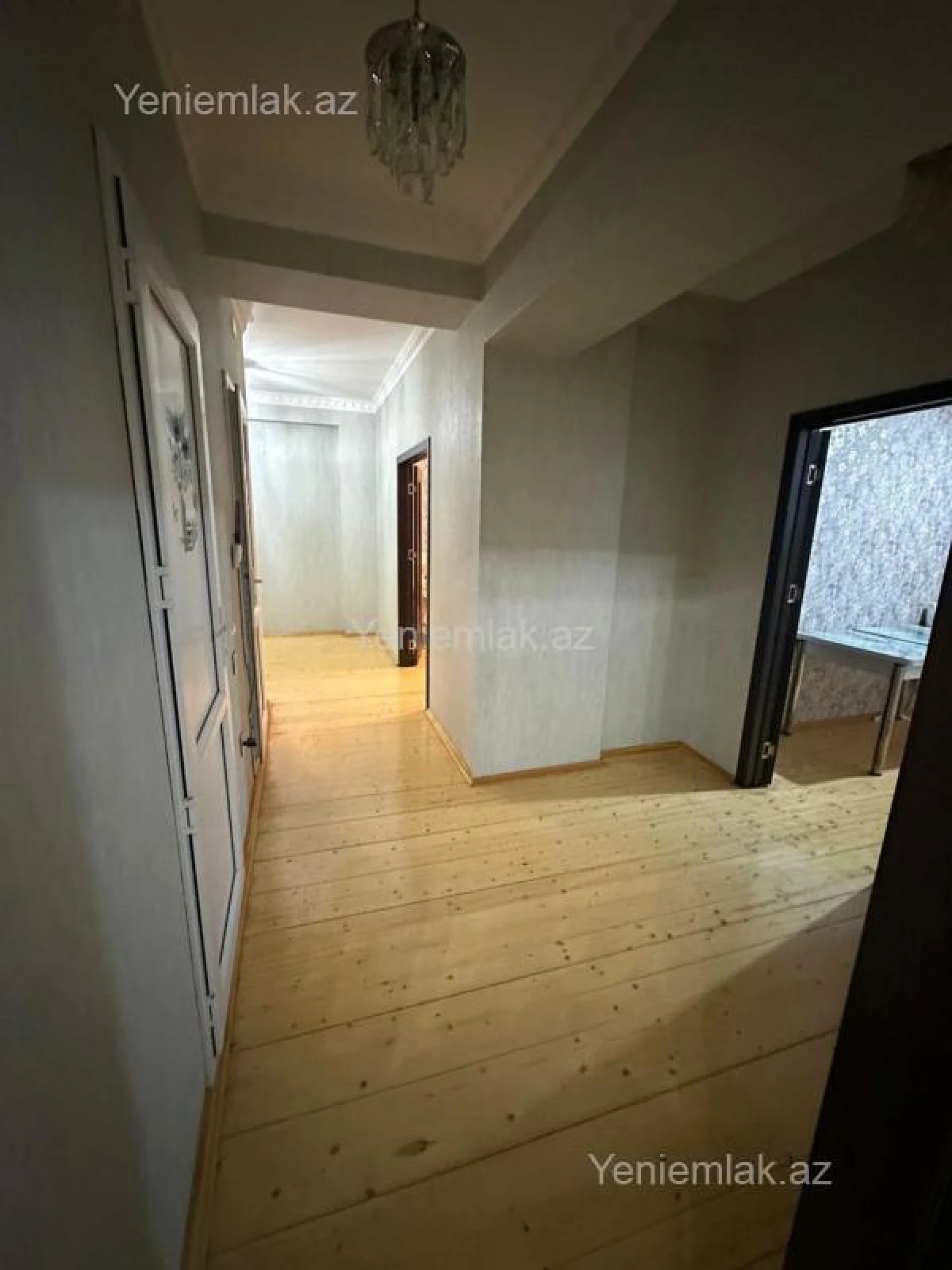 Satılır 3 otaqlı yeni tikili 115 m²