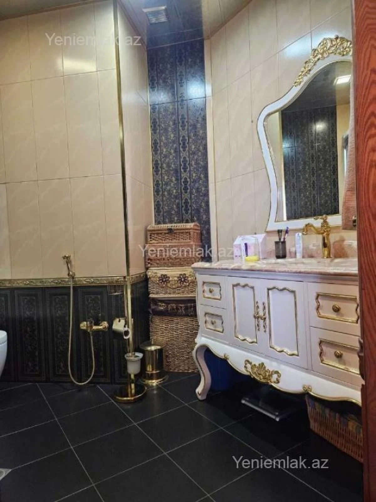 Satılır 3 otaqlı yeni tikili 100 m²