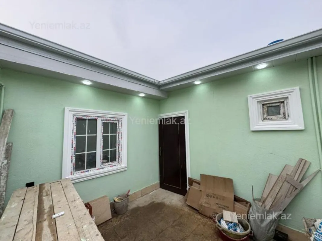 Satılır 2 otaqlı həyət evi 70 m²