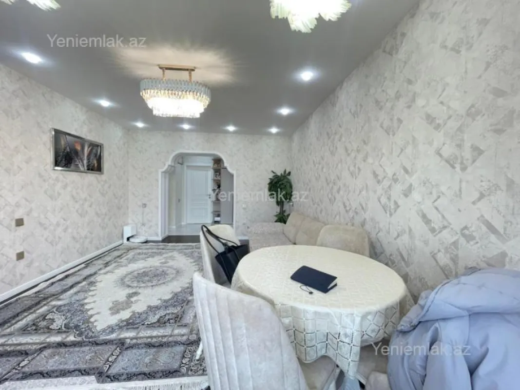 Satılır 3 otaqlı köhnə tikili 70 m²