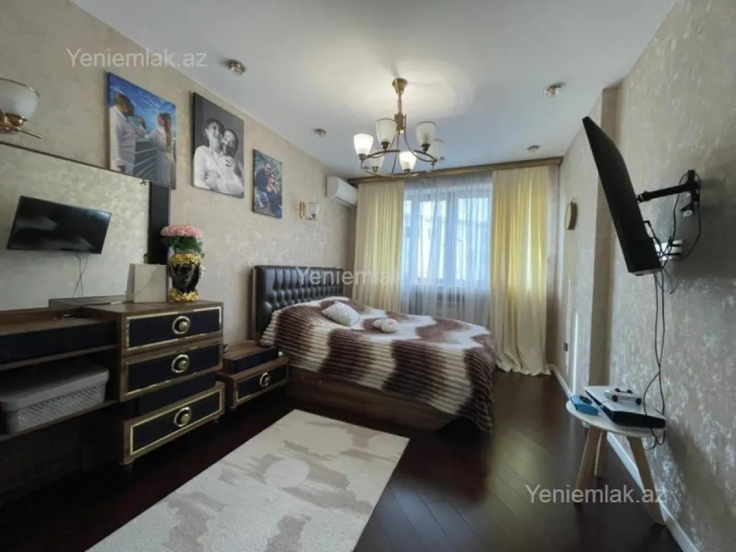 Satılır 3 otaqlı köhnə tikili 70 m²