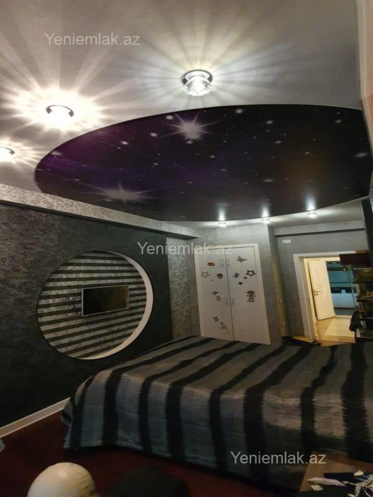 Satılır 4 otaqlı yeni tikili 175 m²