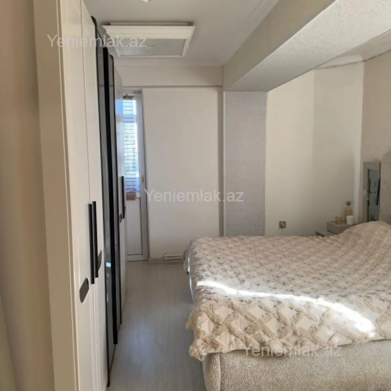 Satılır 3 otaqlı yeni tikili 120 m²