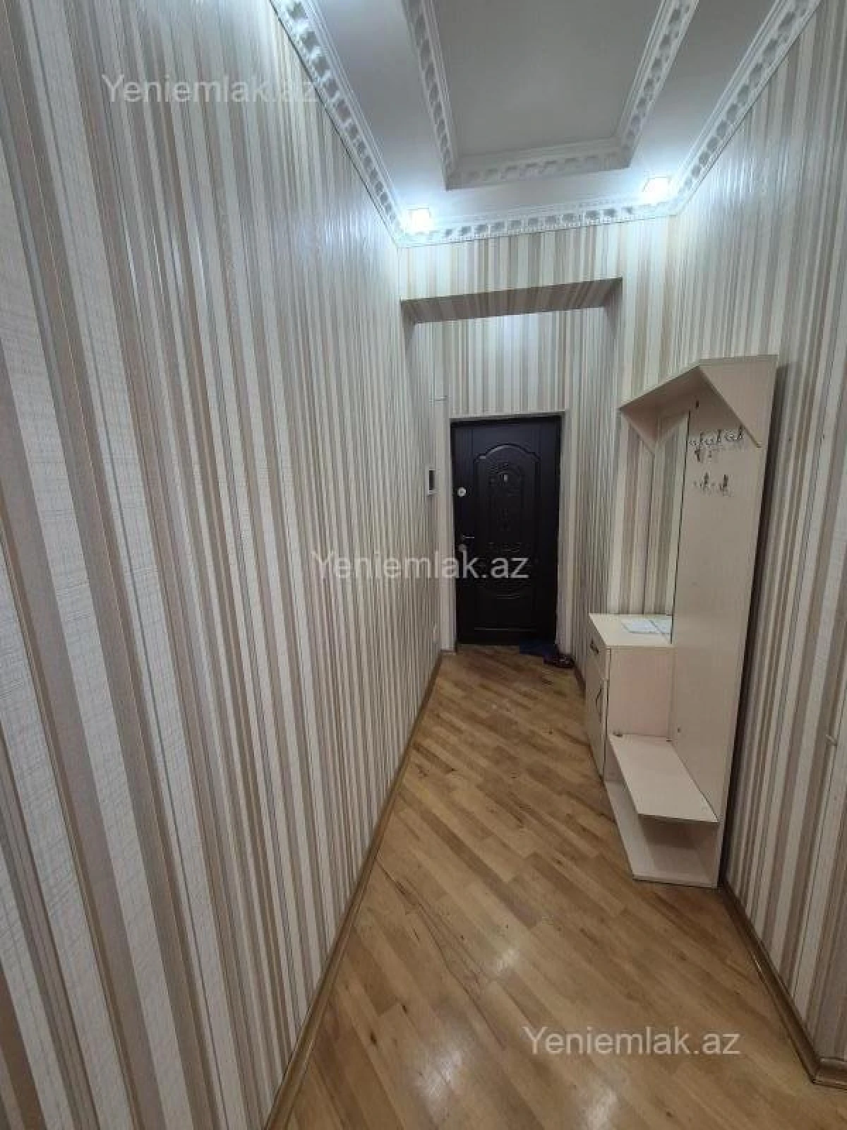 Satılır 3 otaqlı yeni tikili 87 m²