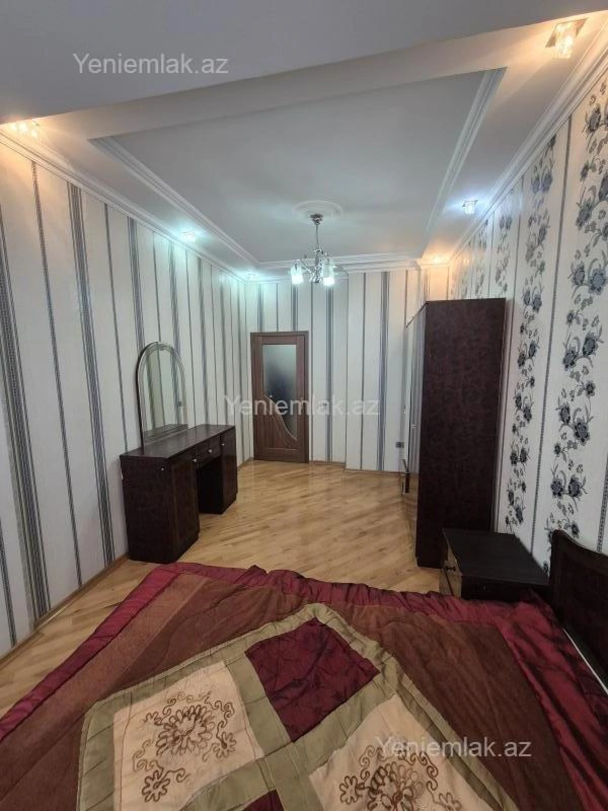 Satılır 3 otaqlı yeni tikili 87 m²