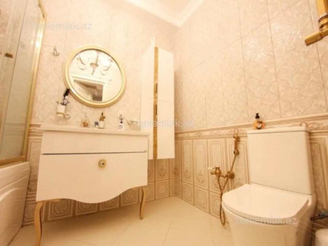 Satılır 3 otaqlı yeni tikili 120 m²