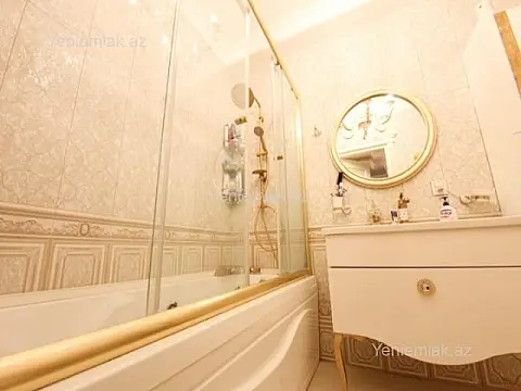 Satılır 3 otaqlı yeni tikili 120 m²