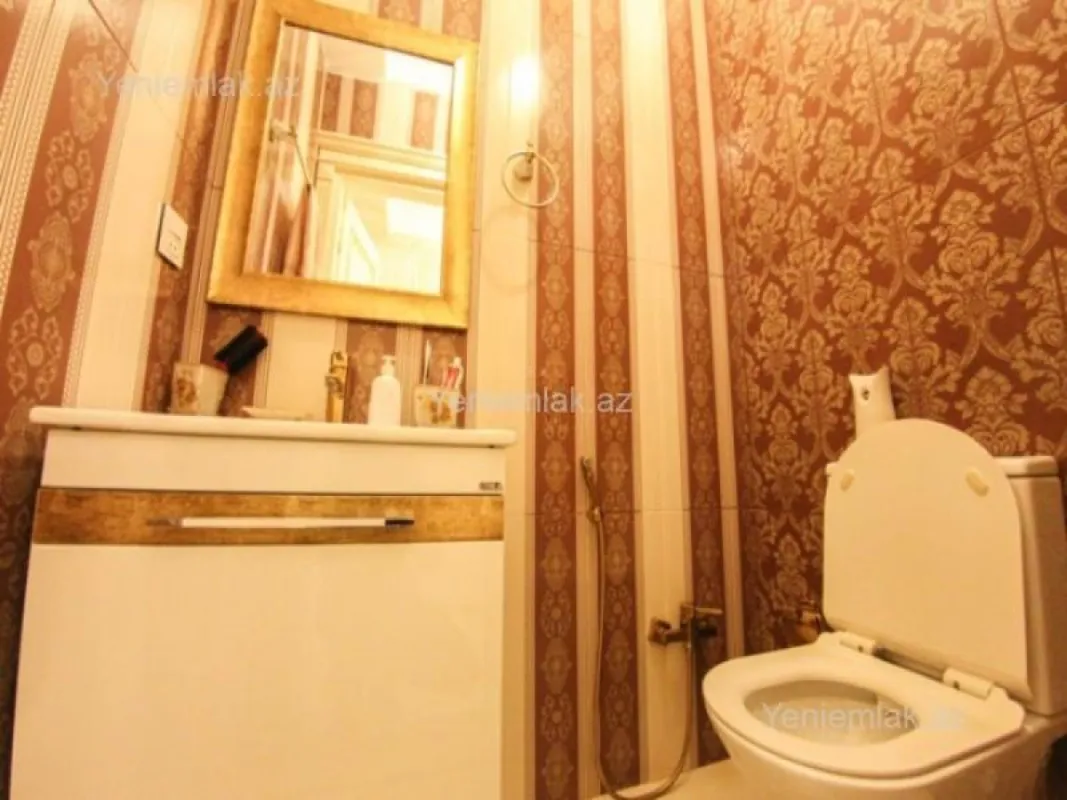 Satılır 3 otaqlı yeni tikili 120 m²