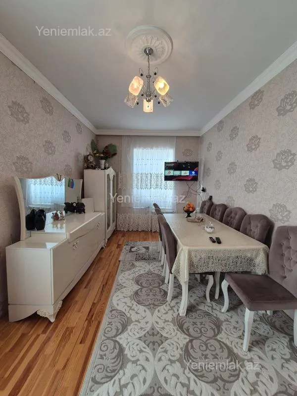 Satılır 3 otaqlı yeni tikili 82 m²