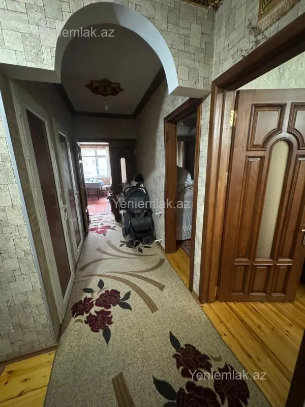 Satılır 3 otaqlı köhnə tikili 76 m²