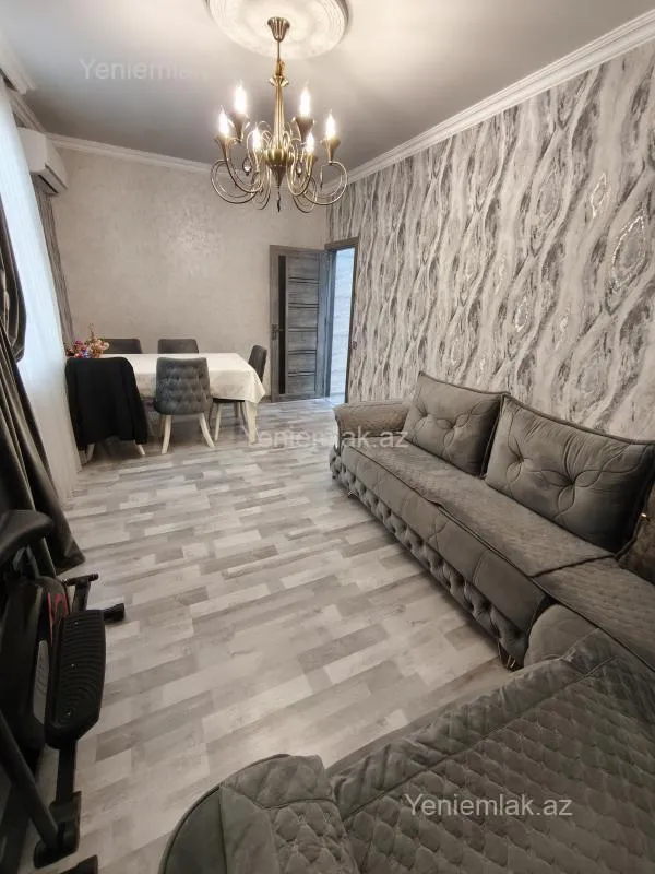 Satılır 2 otaqlı köhnə tikili 50 m²