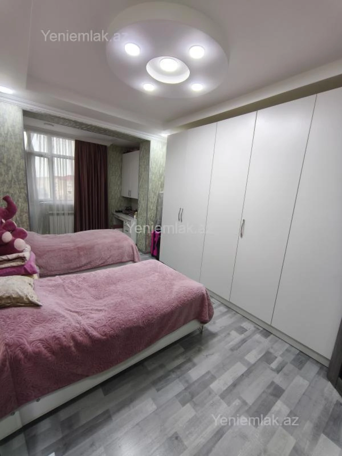 Satılır 2 otaqlı köhnə tikili 50 m²