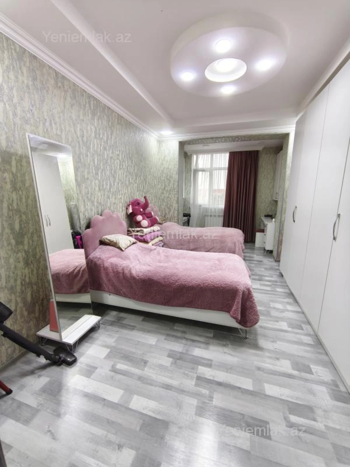 Satılır 2 otaqlı köhnə tikili 50 m²