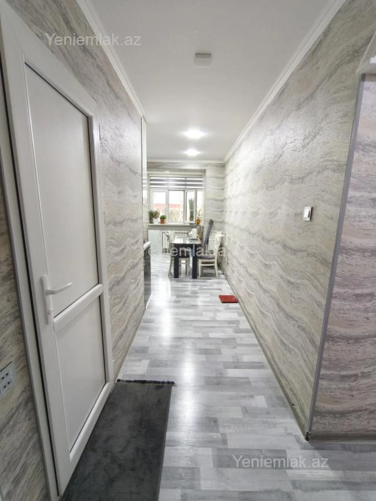 Satılır 2 otaqlı köhnə tikili 50 m²