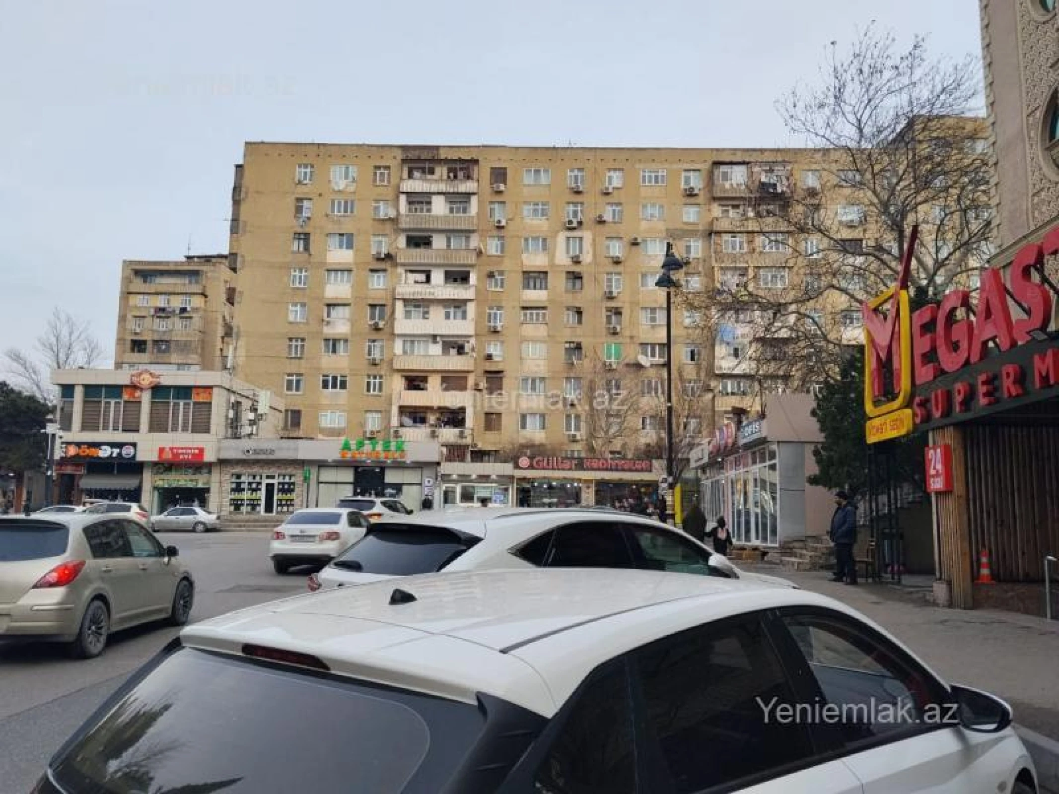 Satılır 5 otaqlı köhnə tikili 120 m²