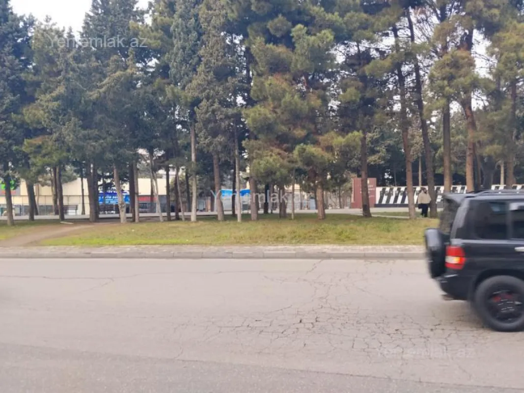 Satılır 5 otaqlı köhnə tikili 120 m²